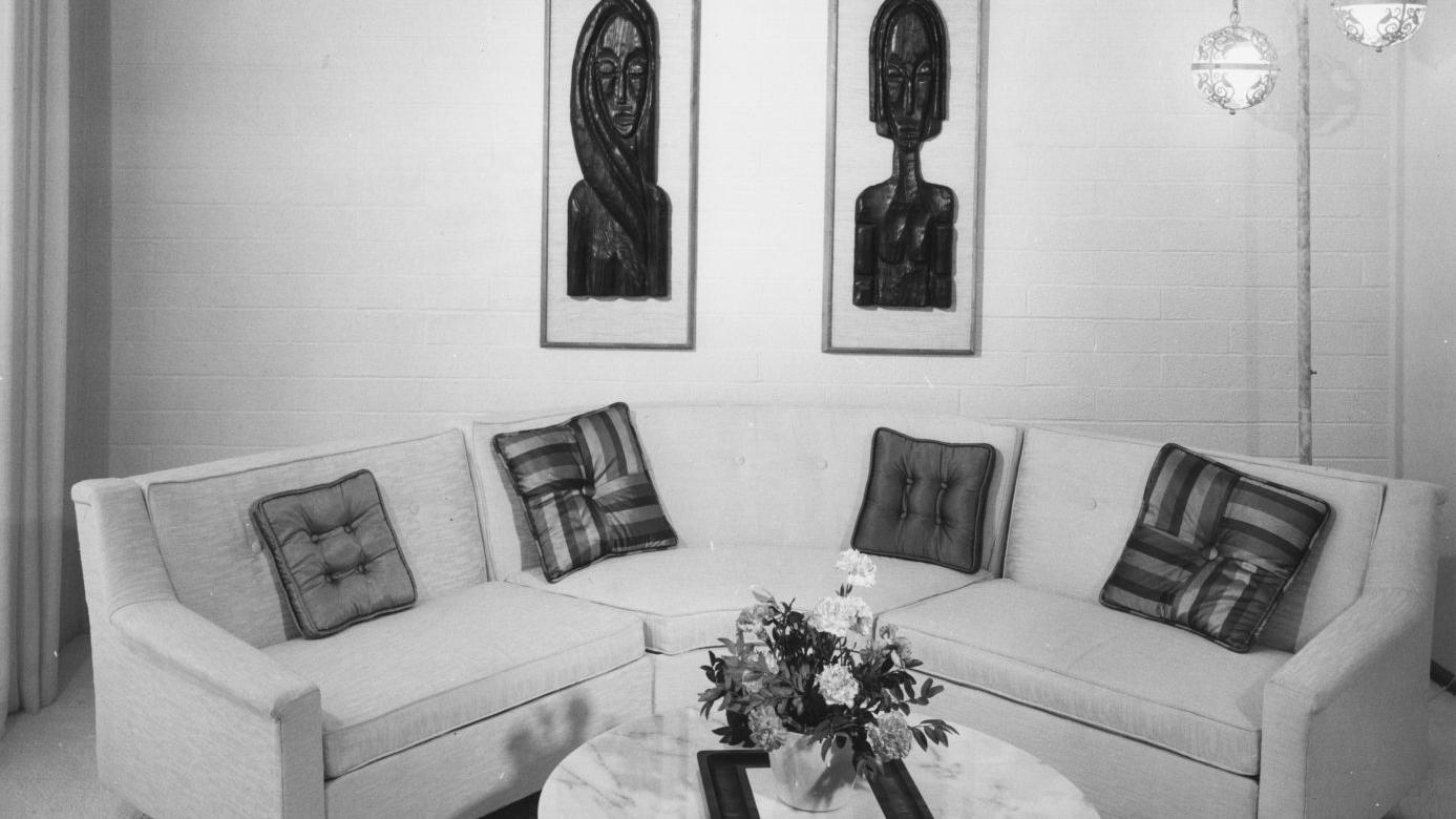 Photos: Bachelors' and career girls' 1960s homes